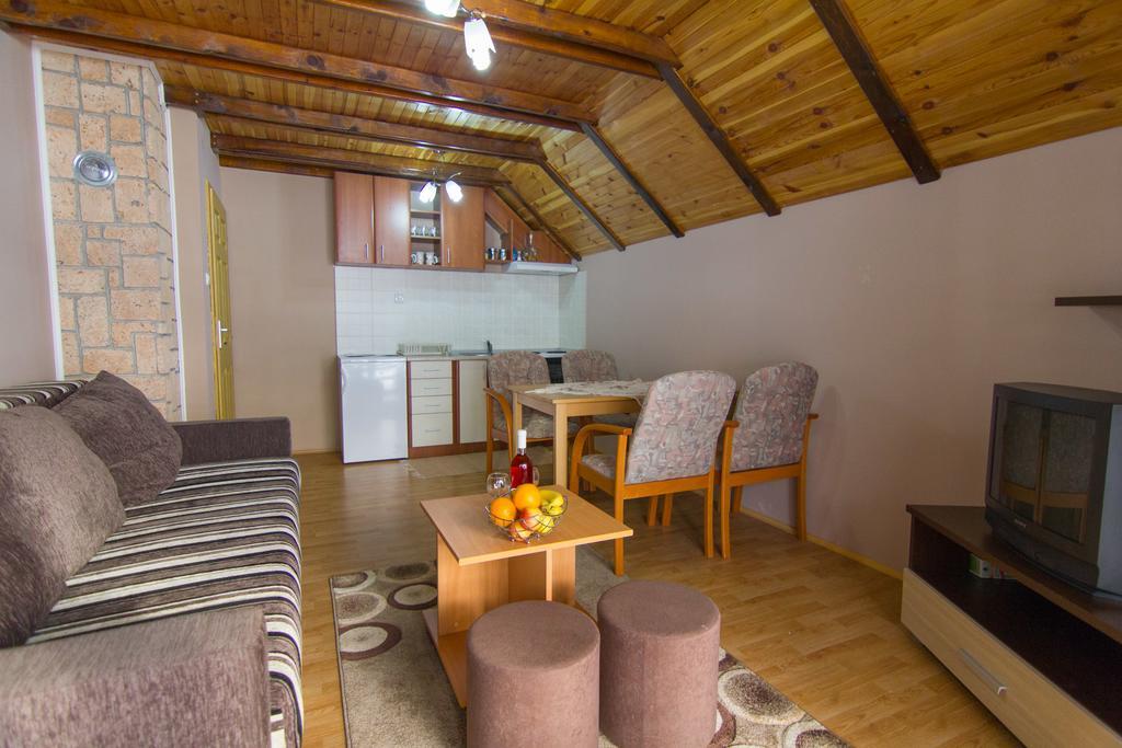 Apartments Andric Калуджерске Баре Экстерьер фото